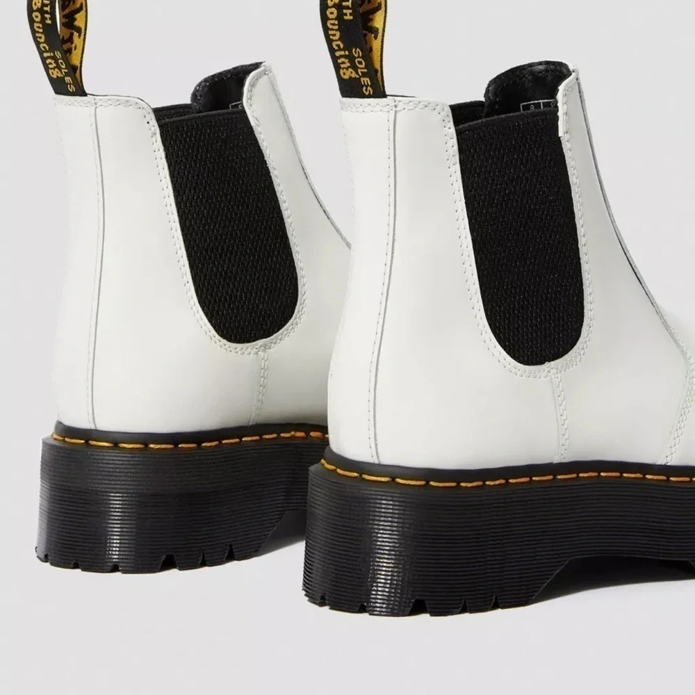 Dr Martens 2976 Platform Leather Chelsea Boot White - 7